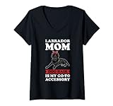 Mujer Labrador Mom Dog Hair is my go-to accesorio labrador Camiseta Cuello V